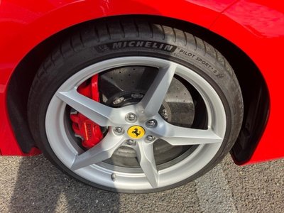 صورة 12 لـ 2017 Ferrari 488 GTB