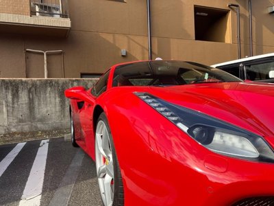 صورة 6 لـ 2017 Ferrari 488 GTB