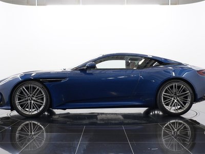 صورة 27 لـ 2024 Aston Martin DB12