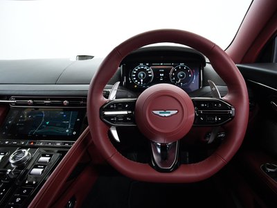 صورة 13 لـ 2024 Aston Martin DB12