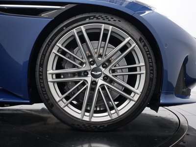 صورة 5 لـ 2024 Aston Martin DB12