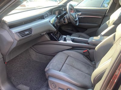 2021 AUDI E-TRON SPORTBACK 照片 21