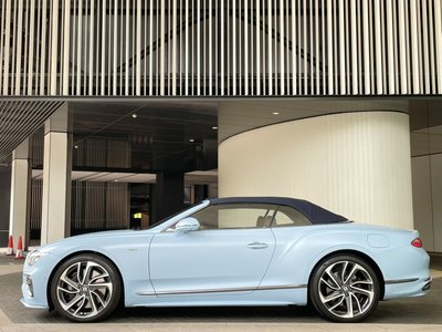 صورة 10 لـ 2025 Bentley CONTINENTAL