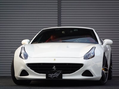 صورة 1 لـ 2015 Ferrari CALIFORNIA T
