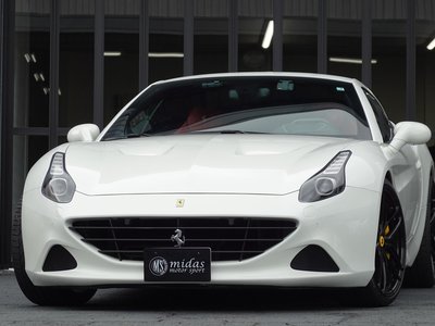 صورة 2 لـ 2015 Ferrari CALIFORNIA T