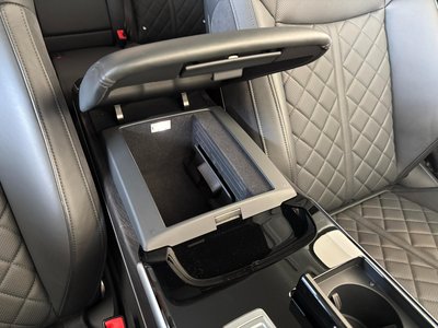 2024 AUDI A8 thumbnail 56