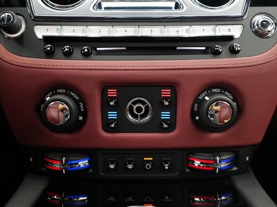 صورة 58 لـ 2015 ROLLS-ROYCE GHOST