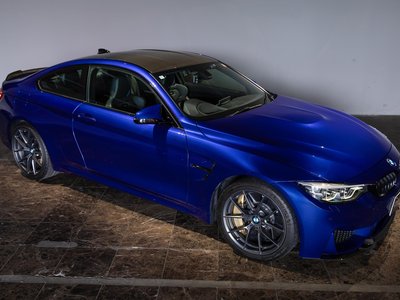 2018 BMW M4 COUPE photo 2