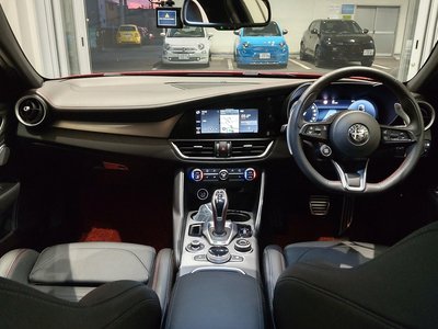 صورة 21 لـ 2023 ALFA Romeo JULIA