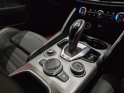 صورة 33 لـ 2023 ALFA Romeo JULIA