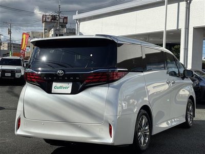 2025 Toyota ALPHARD 照片 3