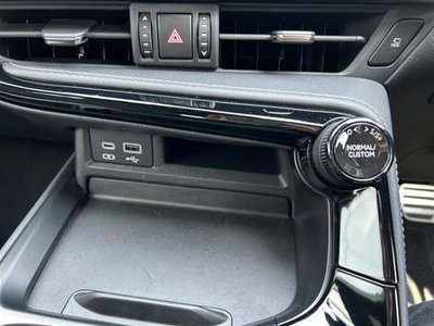 2022 Lexus NX — миниатюра 17