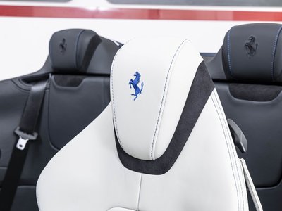 2026 Ferrari ROMA SPIDER — миниатюра 4