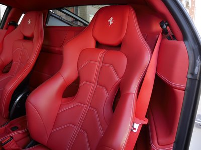 صورة 15 لـ 2014 Ferrari 458 ITALIA