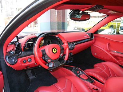 صورة 11 لـ 2014 Ferrari 458 ITALIA