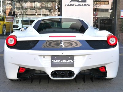 صورة 8 لـ 2014 Ferrari 458 ITALIA