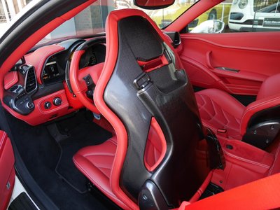 صورة 14 لـ 2014 Ferrari 458 ITALIA