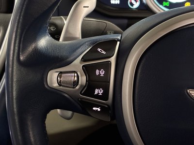 صورة مصغرة 25 لـ 2017 Aston Martin DB11