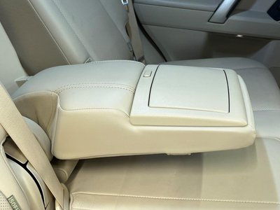 2022 Toyota LAND CRUISER PRADO thumbnail 45