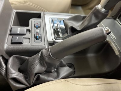 2022 Toyota LAND CRUISER PRADO thumbnail 22