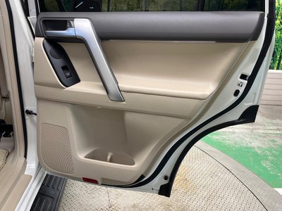 2022 Toyota LAND CRUISER PRADO thumbnail 56