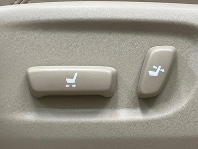 2022 Toyota LAND CRUISER PRADO thumbnail 37