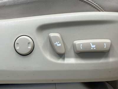 2022 Toyota LAND CRUISER PRADO thumbnail 38