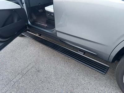 2025 Cadillac ESCALADE thumbnail 5