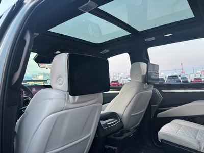 2025 Cadillac ESCALADE thumbnail 68