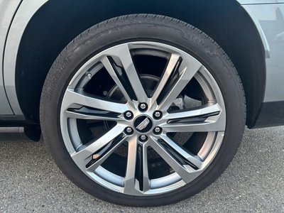 2025 Cadillac ESCALADE thumbnail 13