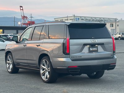 2025 Cadillac ESCALADE thumbnail 8