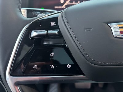 2025 Cadillac ESCALADE thumbnail 31