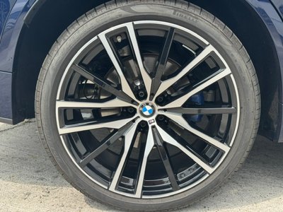 صورة 15 لـ 2026 BMW X5