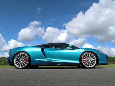 2021 Mclaren GT thumbnail 32