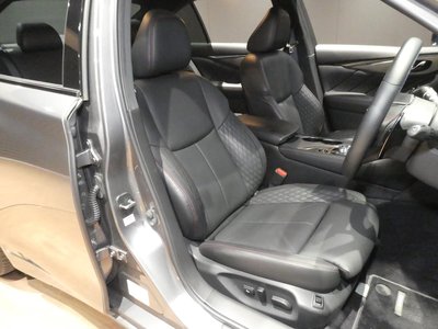 2023 Nissan SKYLINE 缩略图 18