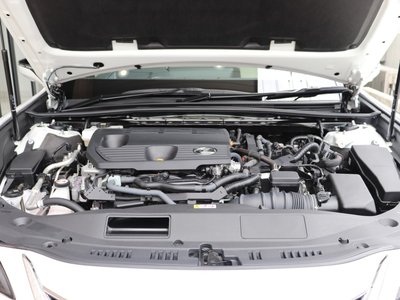 2021 Lexus ES — миниатюра 27