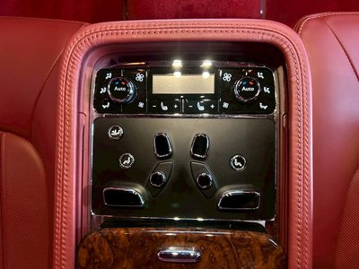 صورة 43 لـ 2011 Bentley MULSANNE