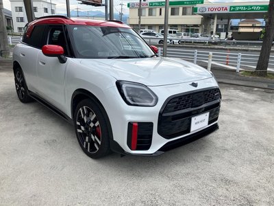 2024 MINI COOPER COUNTRYMAN photo 9