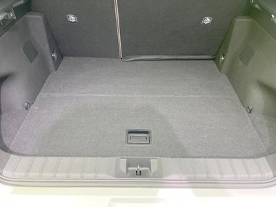 صورة 33 لـ 2024 Lexus LBX