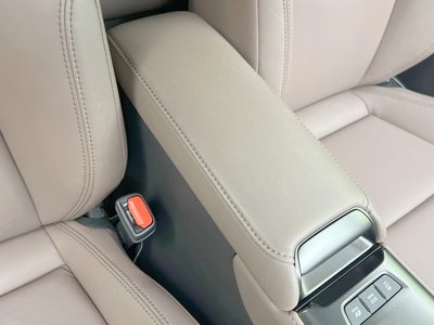 صورة 44 لـ 2024 Lexus LBX