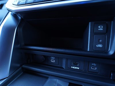 2025 Toyota LAND CRUISER 300 — фото 43