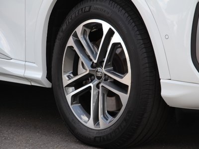 2025 AUDI Q5 thumbnail 29