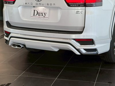 2025 Toyota LAND CRUISER 300 — миниатюра 10