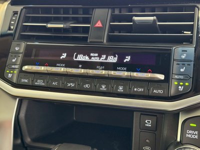 2025 Toyota LAND CRUISER 300 — миниатюра 49