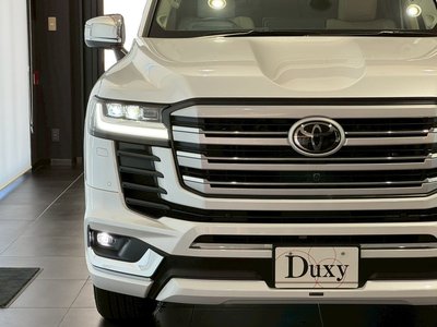 2025 Toyota LAND CRUISER 300 — миниатюра 24
