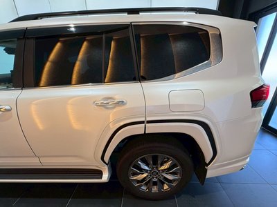 2025 Toyota LAND CRUISER 300 — миниатюра 29