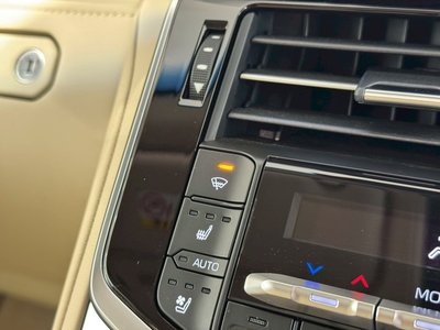 2025 Toyota LAND CRUISER 300 — миниатюра 6