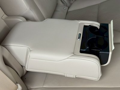 2025 Toyota LAND CRUISER 300 — миниатюра 53