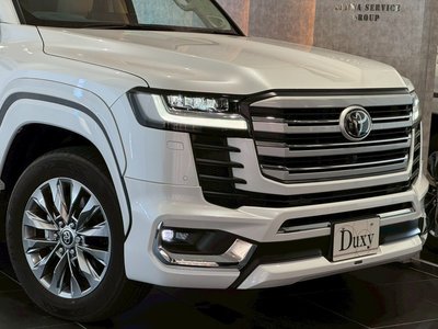 2025 Toyota LAND CRUISER 300 — миниатюра 12