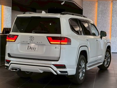 2025 Toyota LAND CRUISER 300 — миниатюра 36